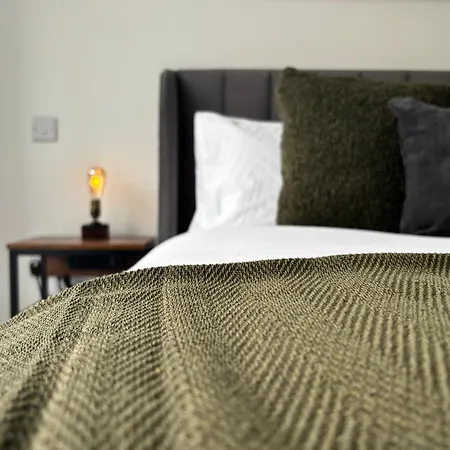 Manchester Apt, Free Parking, Business, Couples & Families Exterior foto