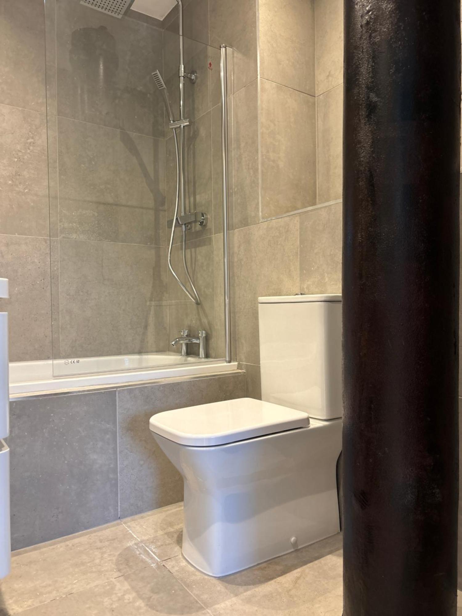 Apartment Apt, Free Parking, Business, Couples & Families